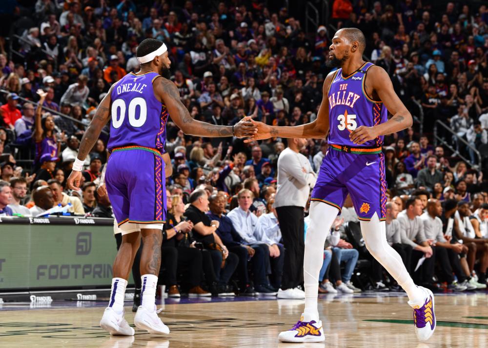 由老将詹姆 由老将詹姆