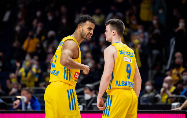 力与亲和力 力与亲和力